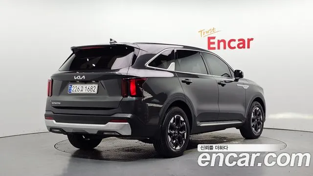 Kia Sorento 2023 thumb 2