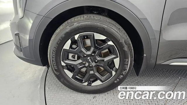 Kia Sorento 2023 thumb 5