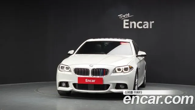 BMW 5-Series 2016 thumb 2
