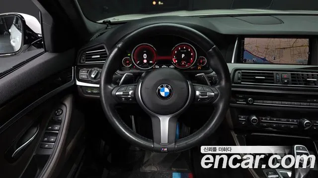 BMW 5-Series 2016 thumb 12