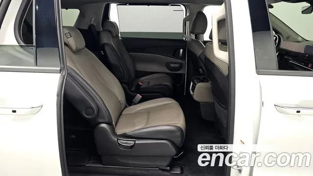 Kia Carnival 2024 thumb 12