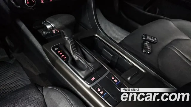 Kia K5 2018 thumb 8