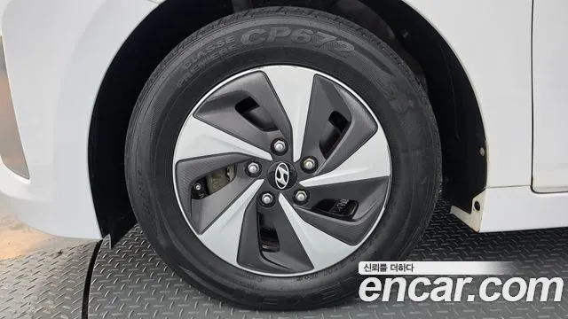 Hyundai IONIQ 6 2016 thumb 5