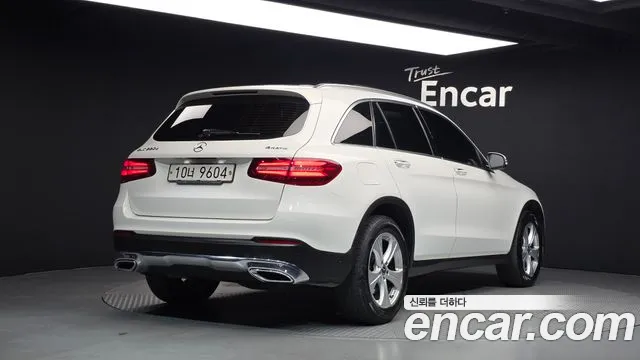 Mercedes-Benz GLC 2017 thumb 2