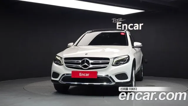 Mercedes-Benz GLC 2017 thumb 3