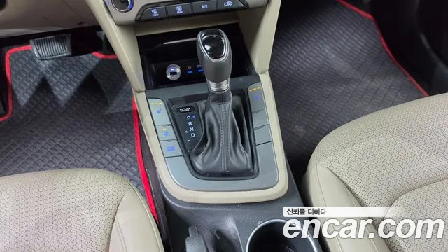 Hyundai Avante 2016 thumb 9