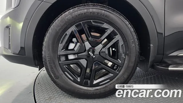 Kia Sorento 2024 thumb 5
