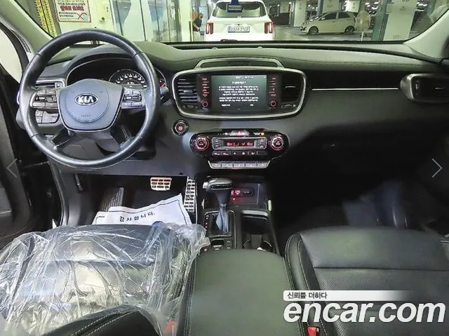 Kia Sorento 2018 thumb 10