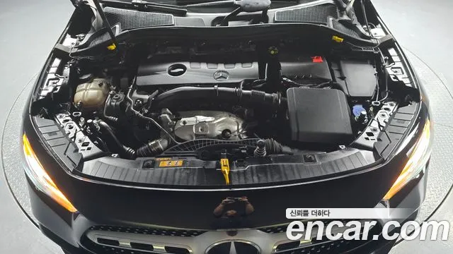 Mercedes-Benz GLA 2020 thumb 5