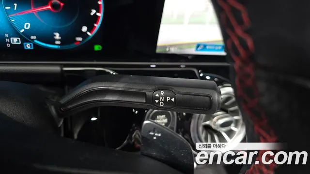 Mercedes-Benz GLA 2020 thumb 8