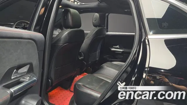 Mercedes-Benz GLA 2020 thumb 10