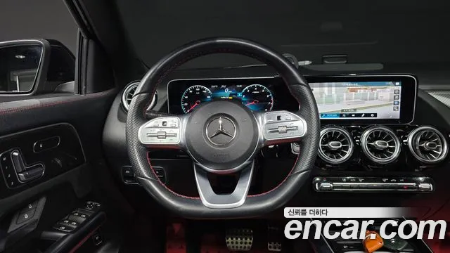 Mercedes-Benz GLA 2020 thumb 11