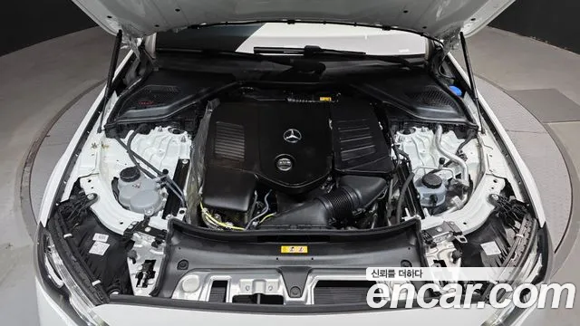 Mercedes-Benz E-Класс 2024 thumb 6