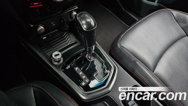KG_Mobility_Ssangyong TIBOLI 2017 thumb 9
