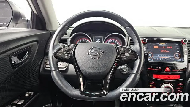 KG_Mobility_Ssangyong TIBOLI 2017 thumb 12