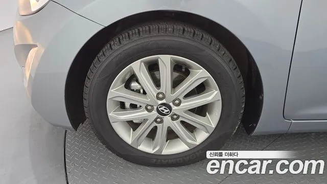 Hyundai Avante 2014 thumb 5