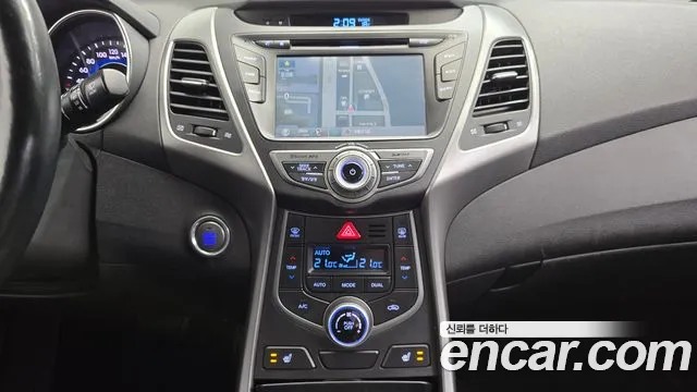 Hyundai Avante 2014 thumb 12