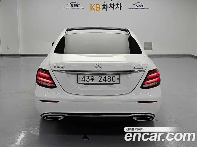 Mercedes-Benz E-Класс 2017 thumb 2