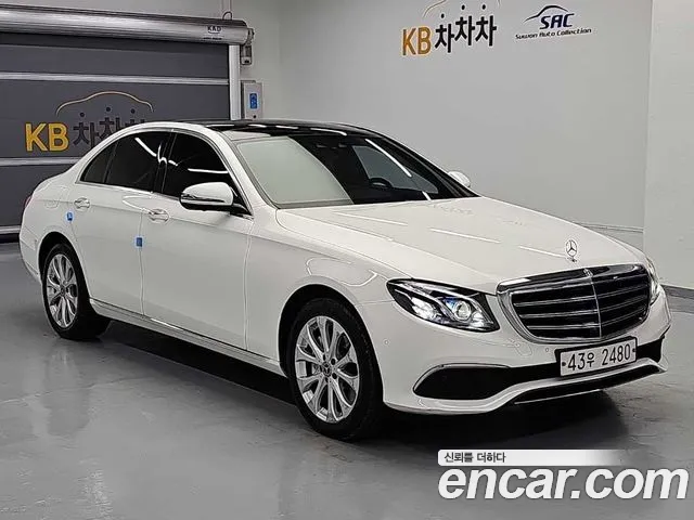 Mercedes-Benz E-Класс 2017 thumb 4