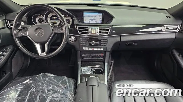 Mercedes-Benz E-Класс 2015 thumb 7