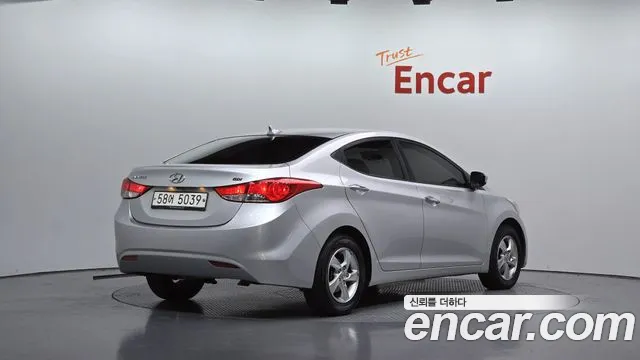 Hyundai Avante 2013 thumb 2