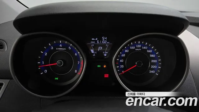 Hyundai Avante 2013 thumb 8