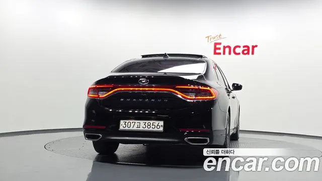 Hyundai Grandeur 2017 thumb 3