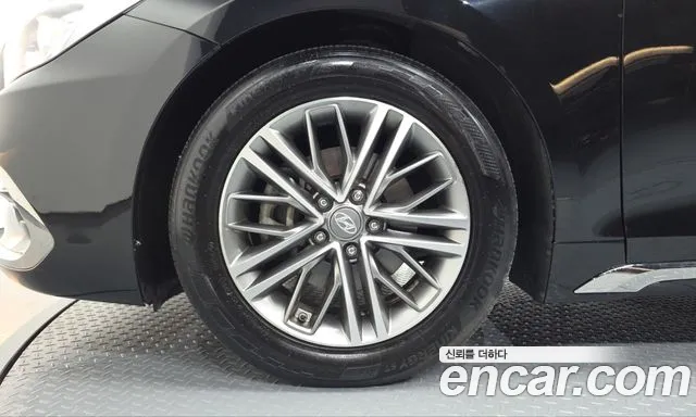 Hyundai Grandeur 2017 thumb 4