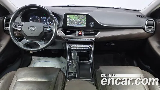 Hyundai Grandeur 2017 thumb 6