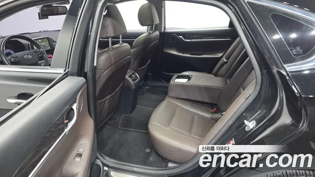 Hyundai Grandeur 2017 thumb 11