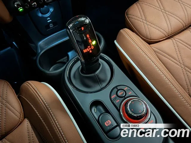 MINI Hatch 2024 thumb 9