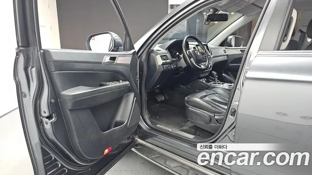 KG_Mobility_Ssangyong Rexton 2018 thumb 10