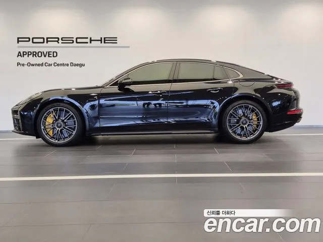 Porsche Panamera 2025 thumb 5