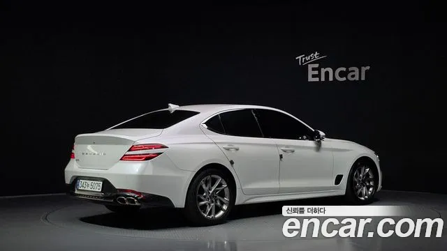 Genesis G70 2021 thumb 2