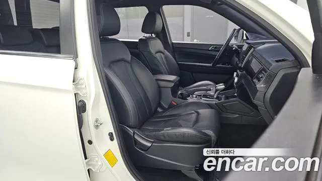KG_Mobility_Ssangyong Rexton 2021 thumb 12
