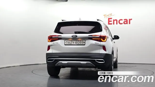 Kia Seltos 2020 thumb 4