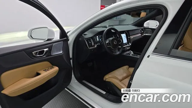 Volvo S60 2021 thumb 10