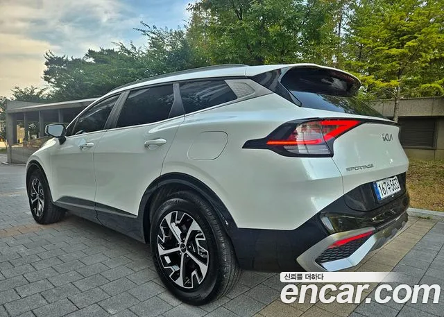 Kia Sportage 2024 thumb 4