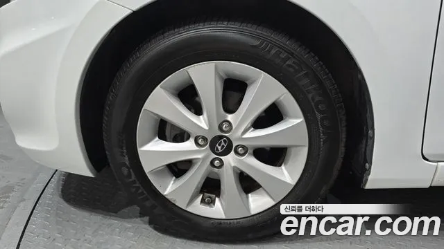 Hyundai Accent 2015 thumb 5