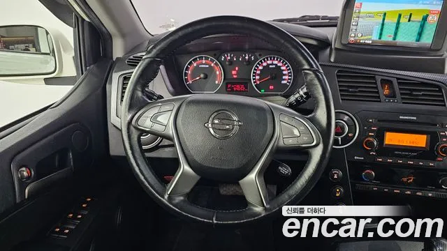 KG_Mobility_Ssangyong KORANDO 2015 thumb 12