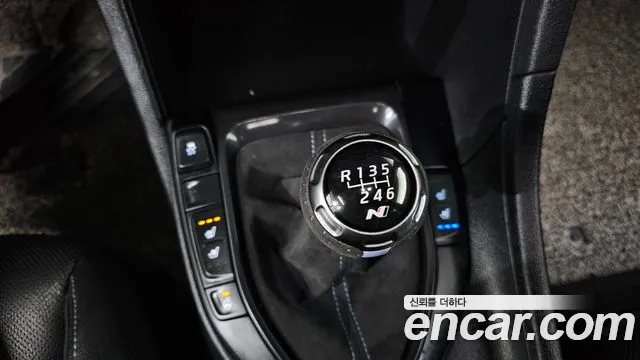 Hyundai Veloster 2018 thumb 9