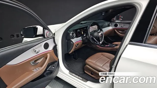 Mercedes-Benz E-Класс 2021 thumb 10