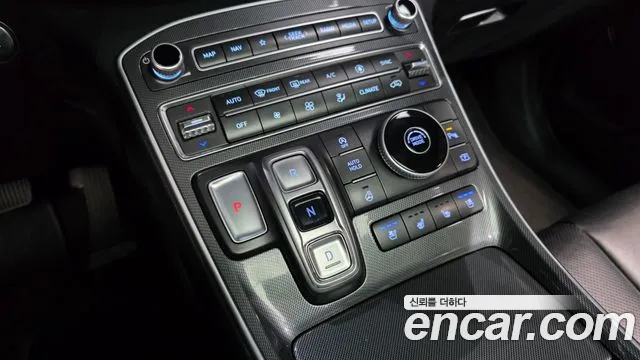 Hyundai Santa Fe 2020 thumb 9