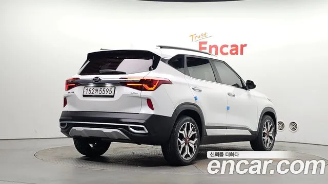 Kia Seltos 2021 thumb 2