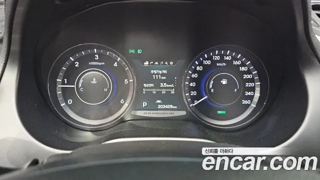 Hyundai Grandeur 2015 thumb 8