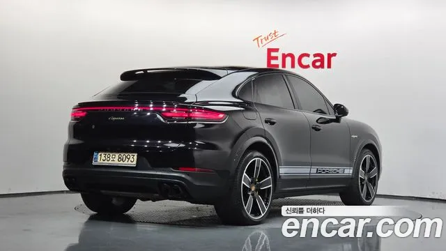 Porsche Cayenne 2021 thumb 2