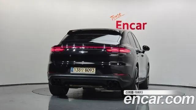 Porsche Cayenne 2021 thumb 4