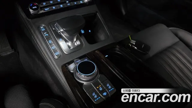 Genesis G90 2020 thumb 9