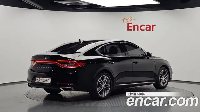 Hyundai Grandeur 2018 thumb 2