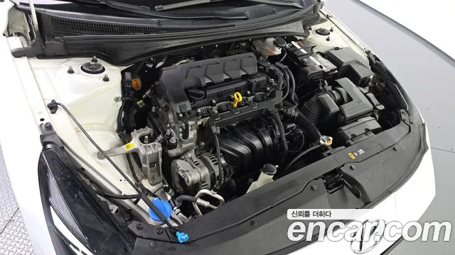 Hyundai Avante 2021 thumb 6